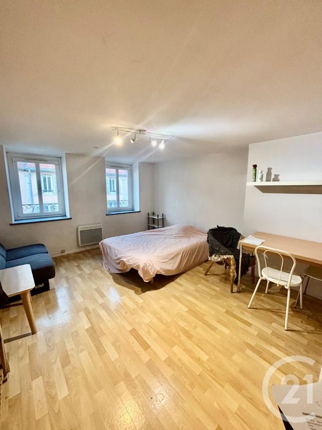 Appartement à vendre - 2 pièces - 26.0 m2 - REMIREMONT - 88 - LORRAINE - Century 21 Marion Et Colin