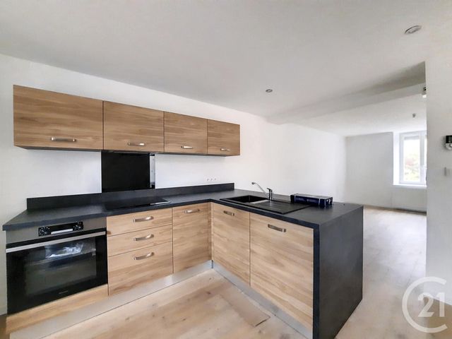 Appartement F4 à louer POUXEUX