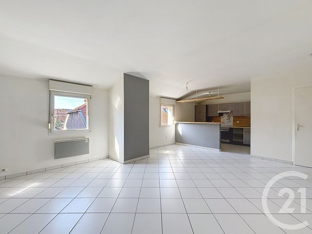 Appartement F3 à louer - 3 pièces - 61.23 m2 - REMIREMONT - 88 - LORRAINE - Century 21 Marion Et Colin